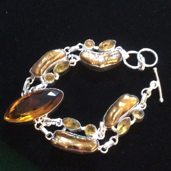 Unusual Citrine & Golden Pearl Bracelet - Picture 8 of 14